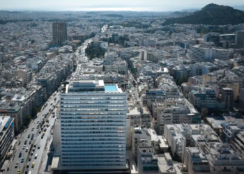What to Check Before You Book at an Athens Hotel with a Pool